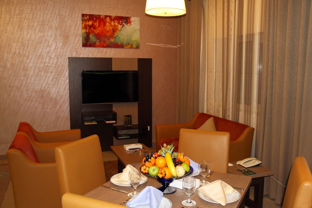 Spark Residence Deluxe Hotel Apartments, Sharjah, photo 2