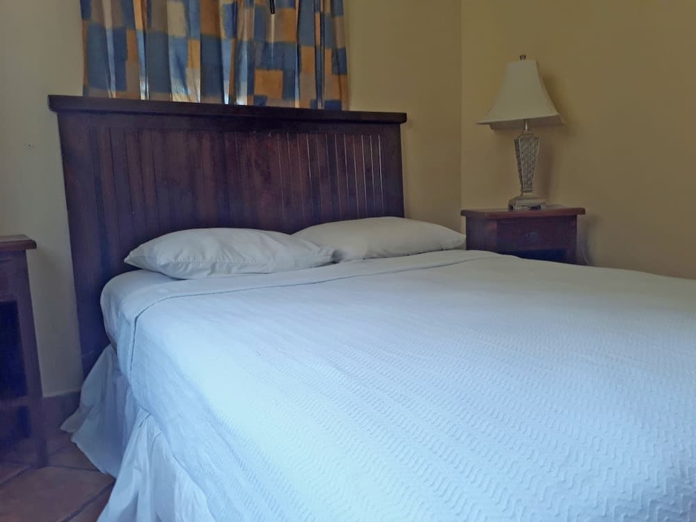 Hacienda Iguana Beach and Golf Resort, Tola, photo 2