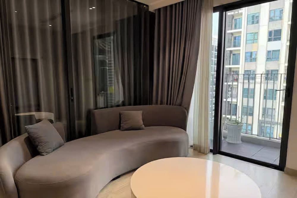Zenith Luxstay Hado Centrosa Residence, Hoa Hung, photo 3