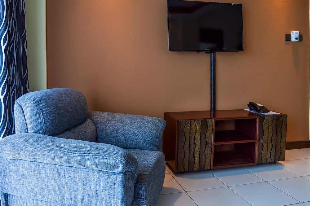 Lido Beach Resort, Mombasa, photo 3