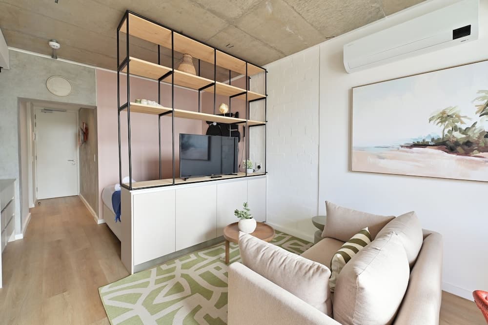EIGHTY2 ON M - Fluent Serviced Apartments, photo 4