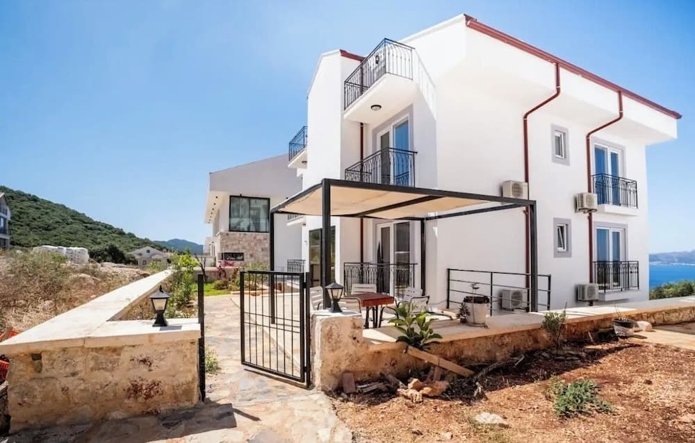 Kaş Eylül Suit Apart, Kas