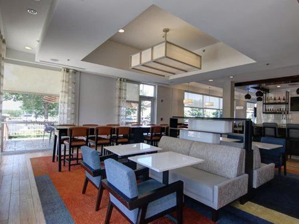 HYATT house Chicago/Naperville/Warrenville, Warrenville, photo 2