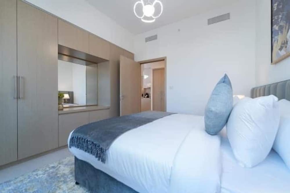 Hotel room at Vogue Downtown - Burj Royale