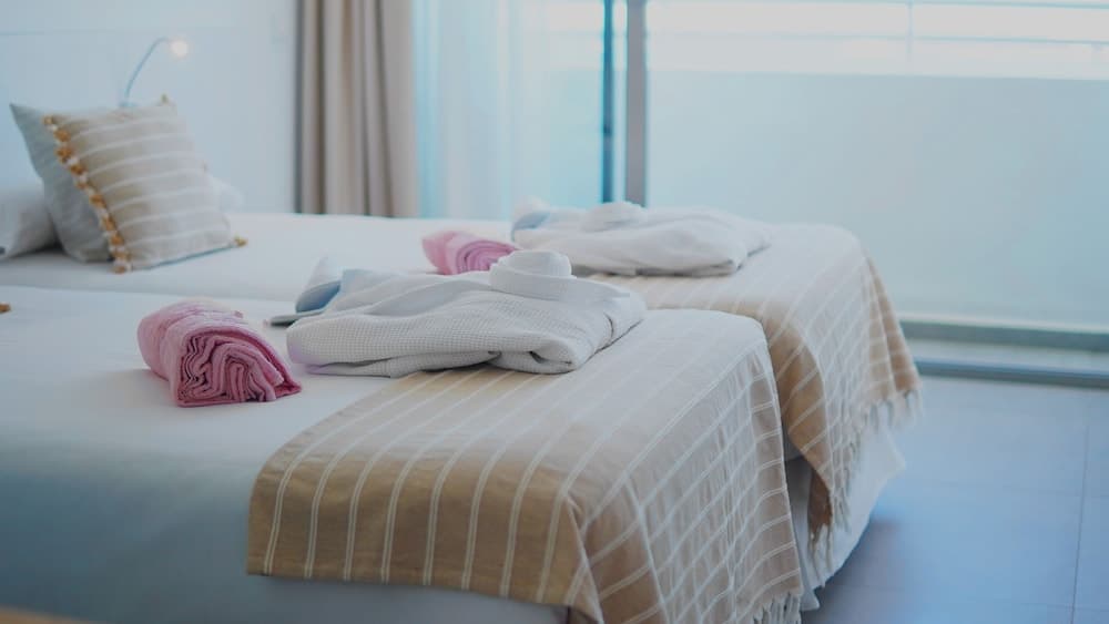 Apartamentos Typic Marina Playa - Adults Only, Sant Antoni de Portmany, photo 6