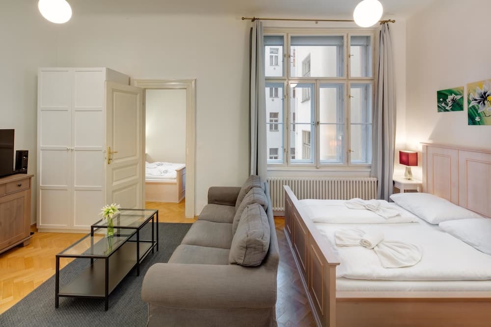 Charles Bridge Premium Apartments, Prague, photo 3