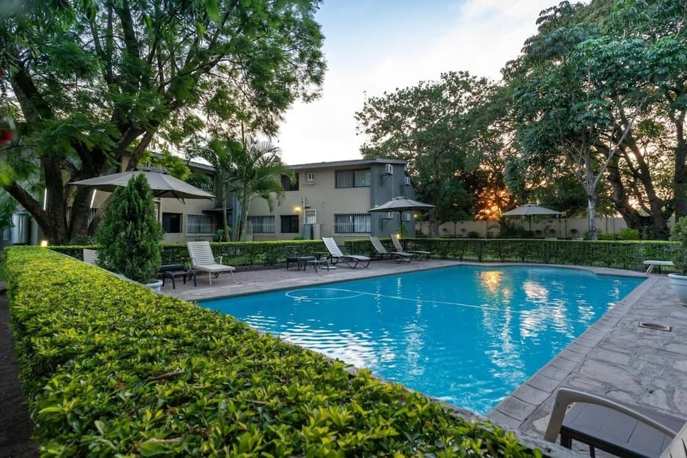 Fallsway Apartments Louden Court, Lusaka, photo 5