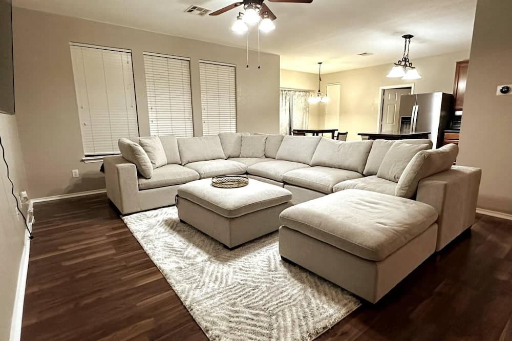 Autin - Family & Groups - Modern Lux, Round Rock, photo 6