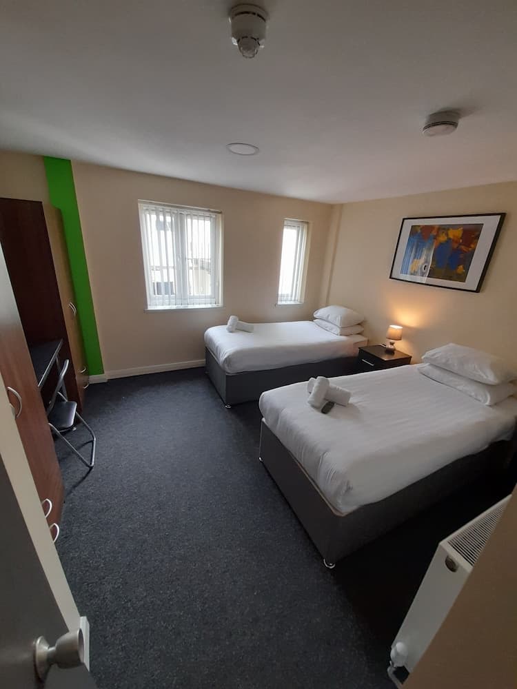 Lymedale Suites, Newcastle-Under-Lyme, photo 2