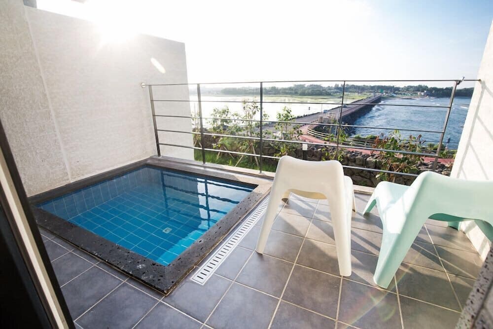 Christmas Resort, Jeju City, photo 4