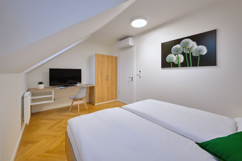 DownTown Suites Rubesova, Prague, photo 4