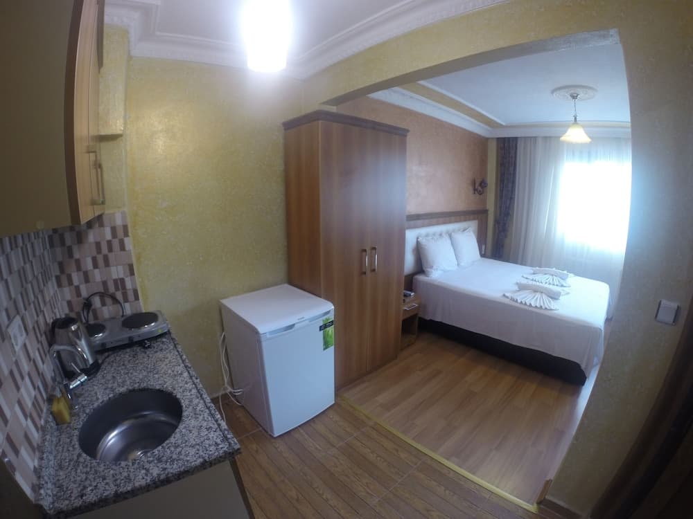 Arat Apartments Suites, Istanbul, photo 4