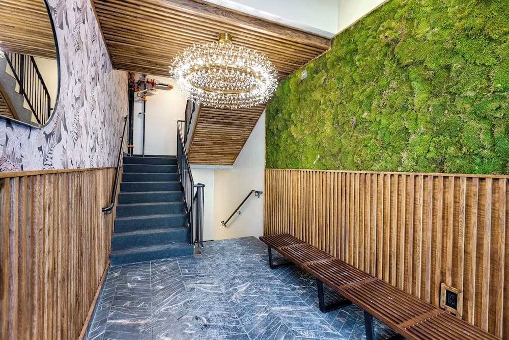Mont Royal Suites, Montréal
