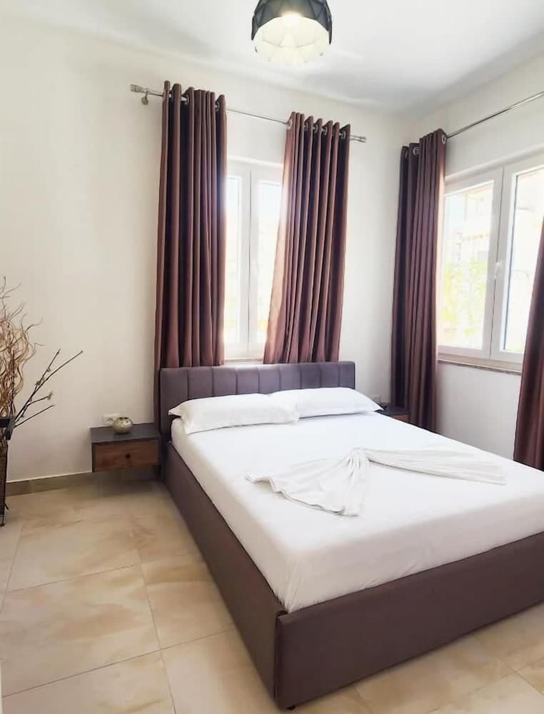 Luxury ApartHotel Golem, Golem, photo 3