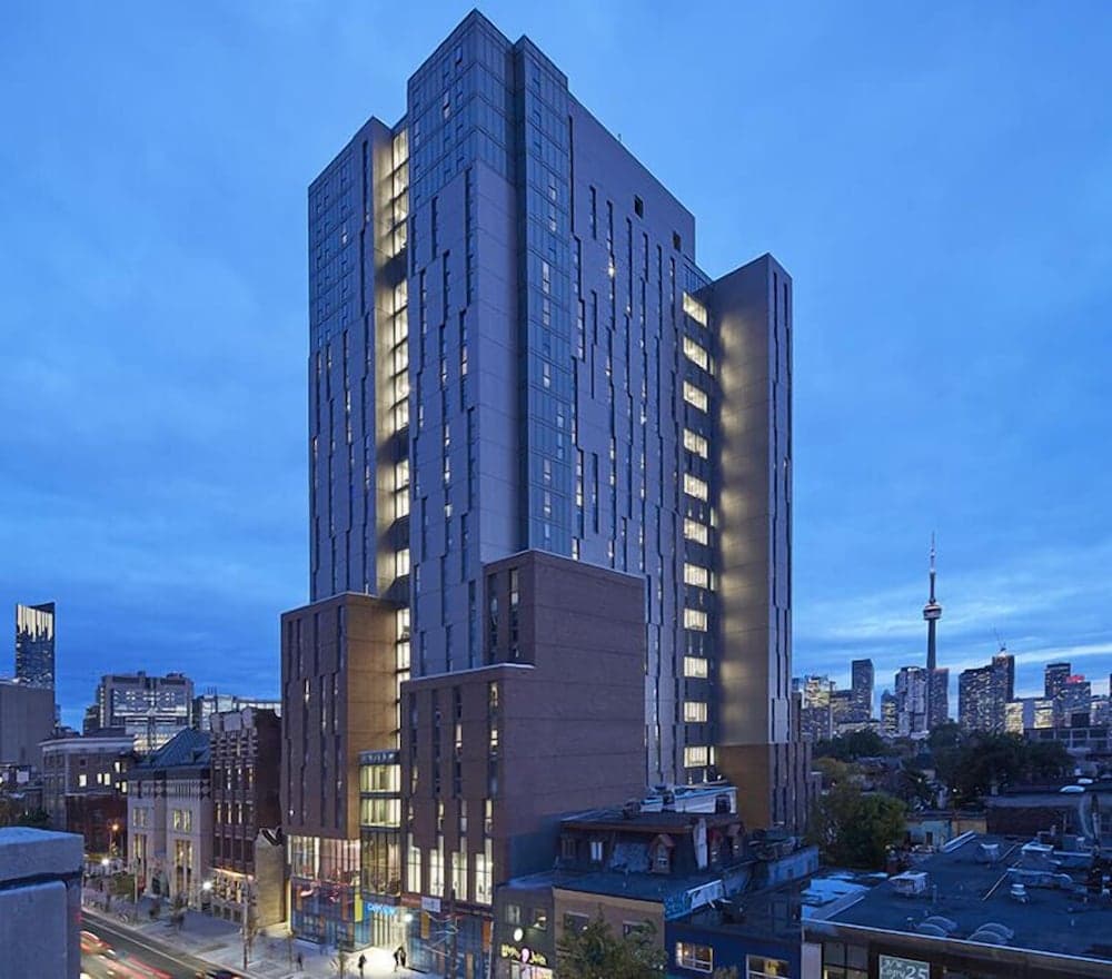 CampusOne Student Residence DT Toronto, Toronto