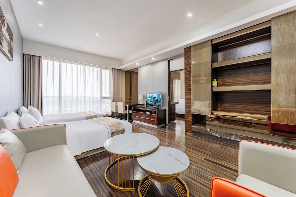 Yicheng Apartment PaZhou Poly World Center, Guangzhou, photo 3