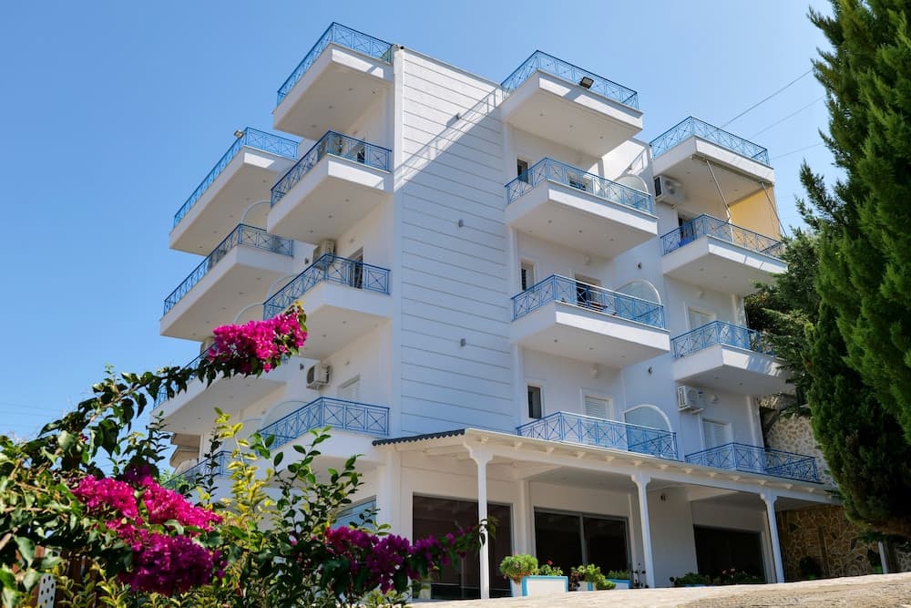 Miracle Luxury Apartments, Sarandë