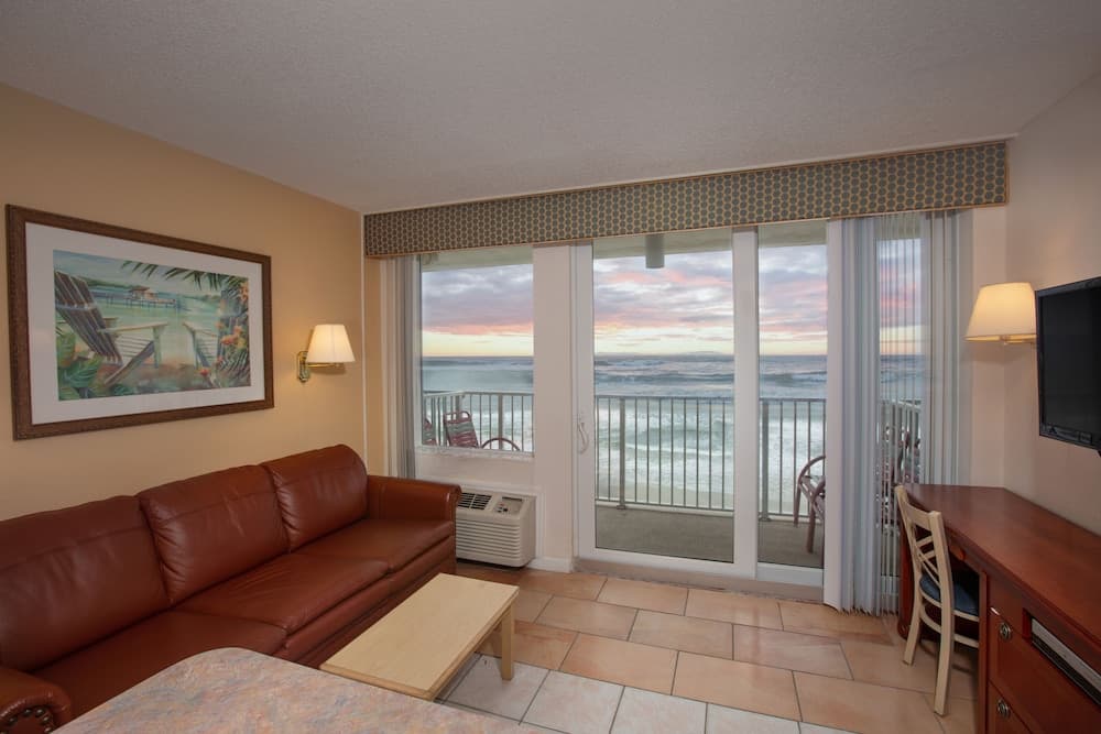Harbour Beach Oceanfront Resort, Daytona Beach Shores, photo 4