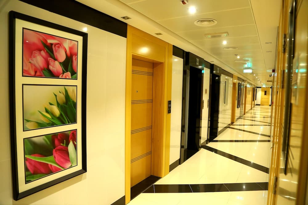 Tulip Al Barsha Hotel Apartment, Dubai, photo 6
