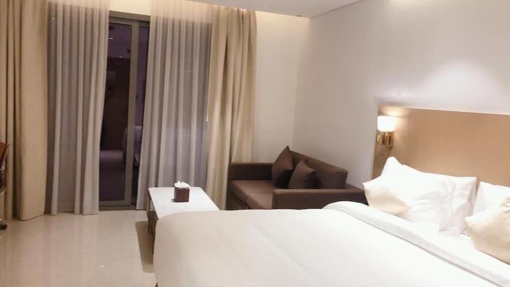 HE Hotel Apartments, Dubai, photo 6