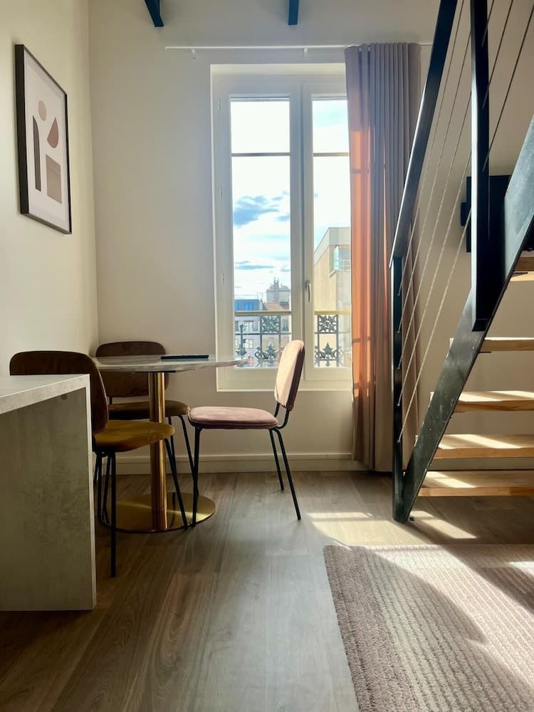 La Lumière de Paris, Levallois-Perret, photo 3