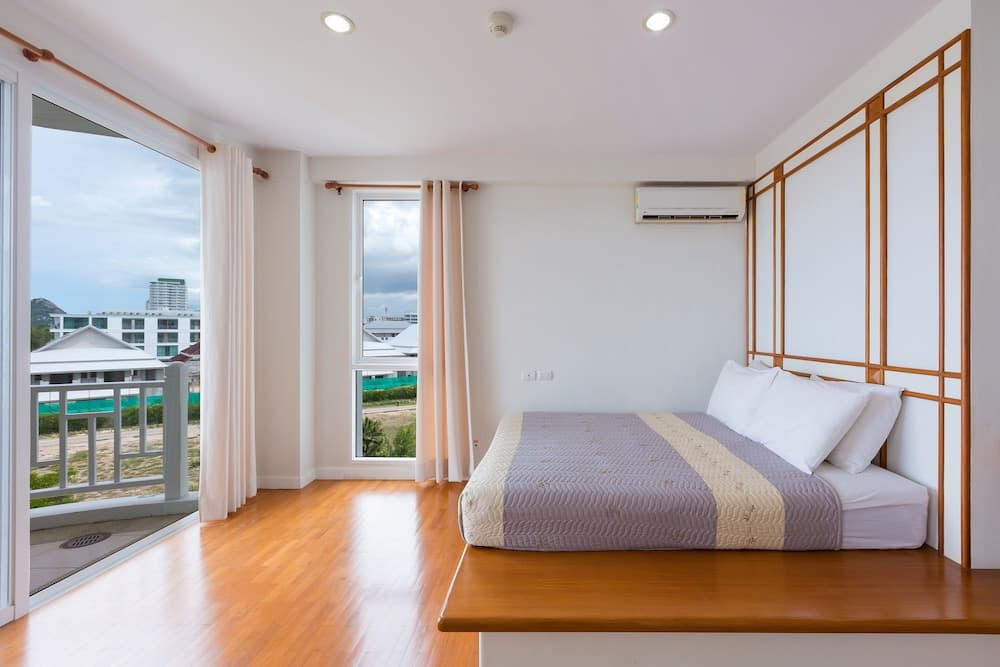 Baan Poolom Beachfront Condominium, Hua Hin, photo 3