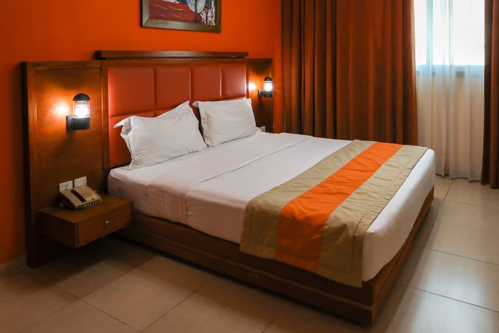 Wescott Plaza Hotel Apartment, Dubai, photo 2