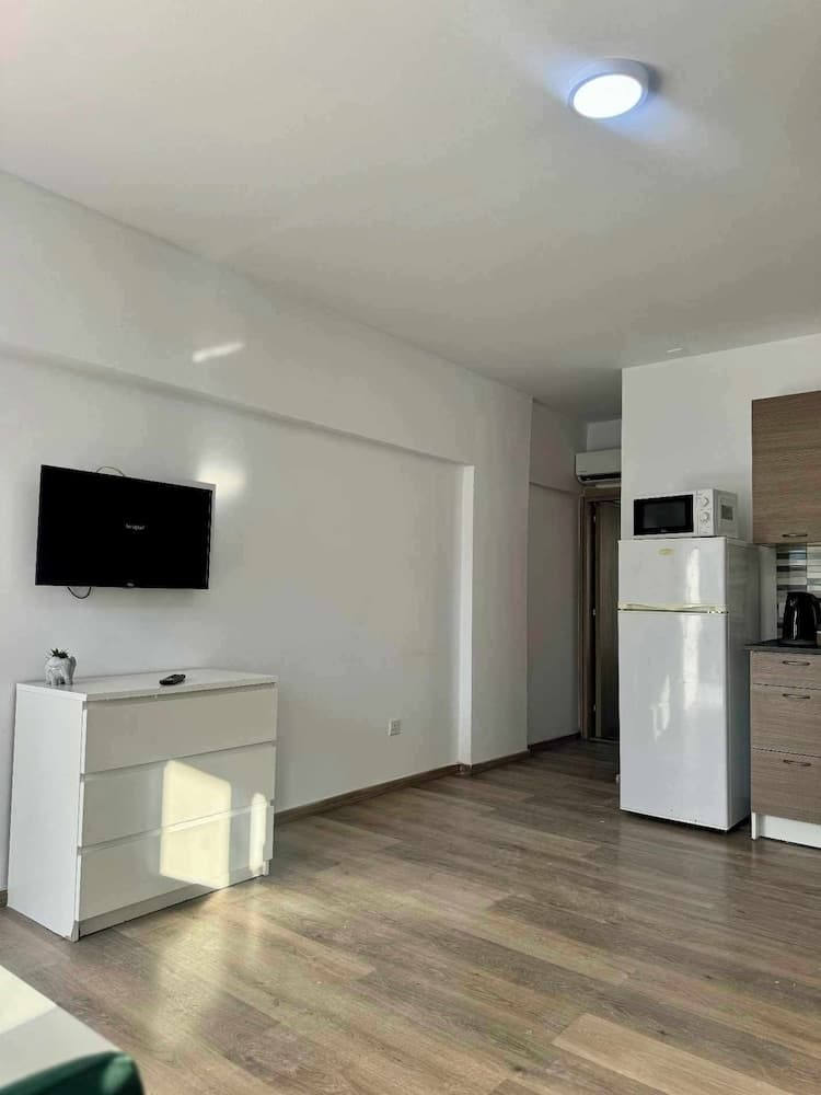 M-HOTEL APARTMENTS, Limassol, photo 5