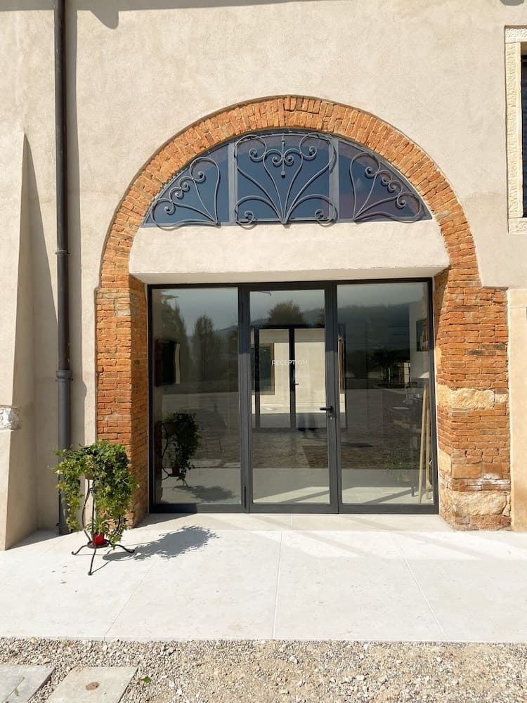 VerdeOlivo1876 - Apartments with Pool, Mezzane di Sotto