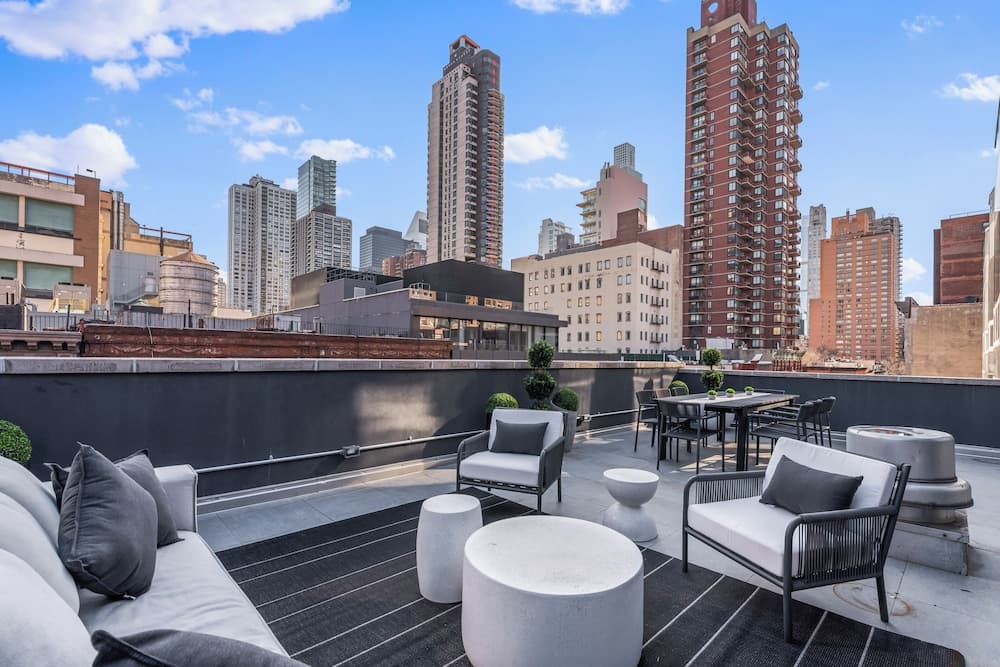 The Maison Bella, New York