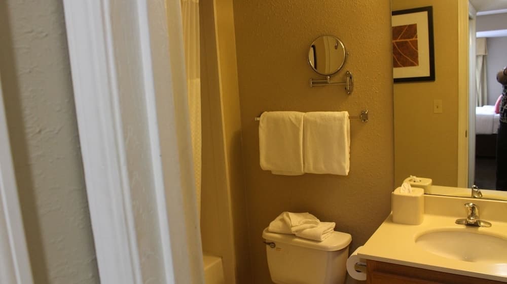 Hawthorn Extended Stay by Wyndham Wichita, Wichita, photo 6
