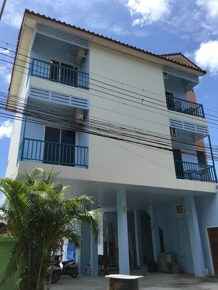 Rawai Studio Apartments by PSA, Rawai