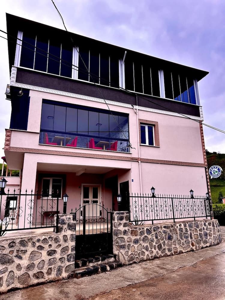 Truva Konaklama, Rize