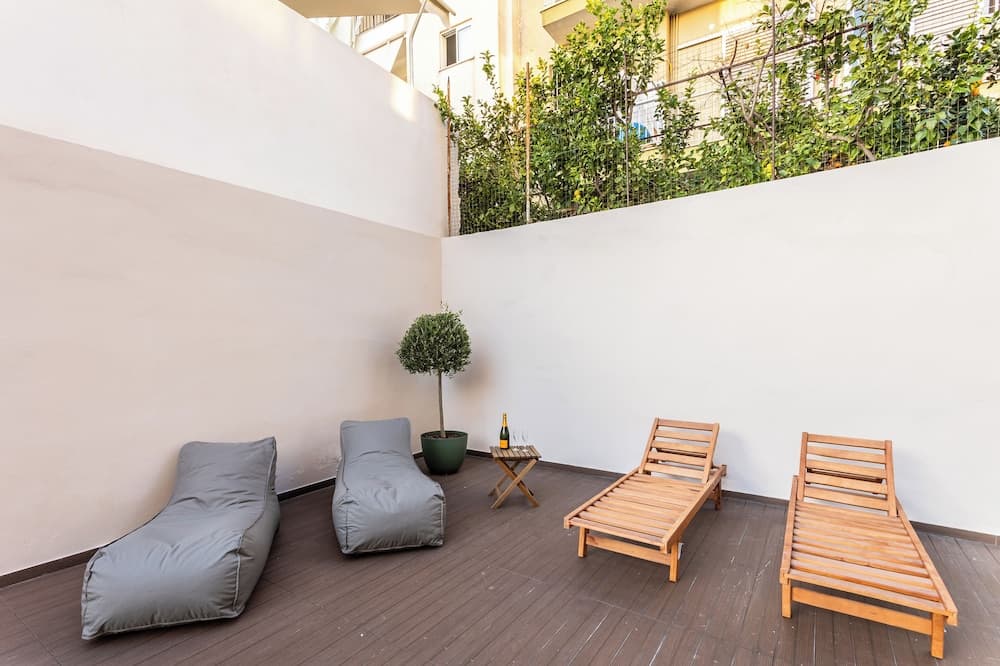 Grec Suites Dafni Athens, Dafni-Ymittos, photo 4