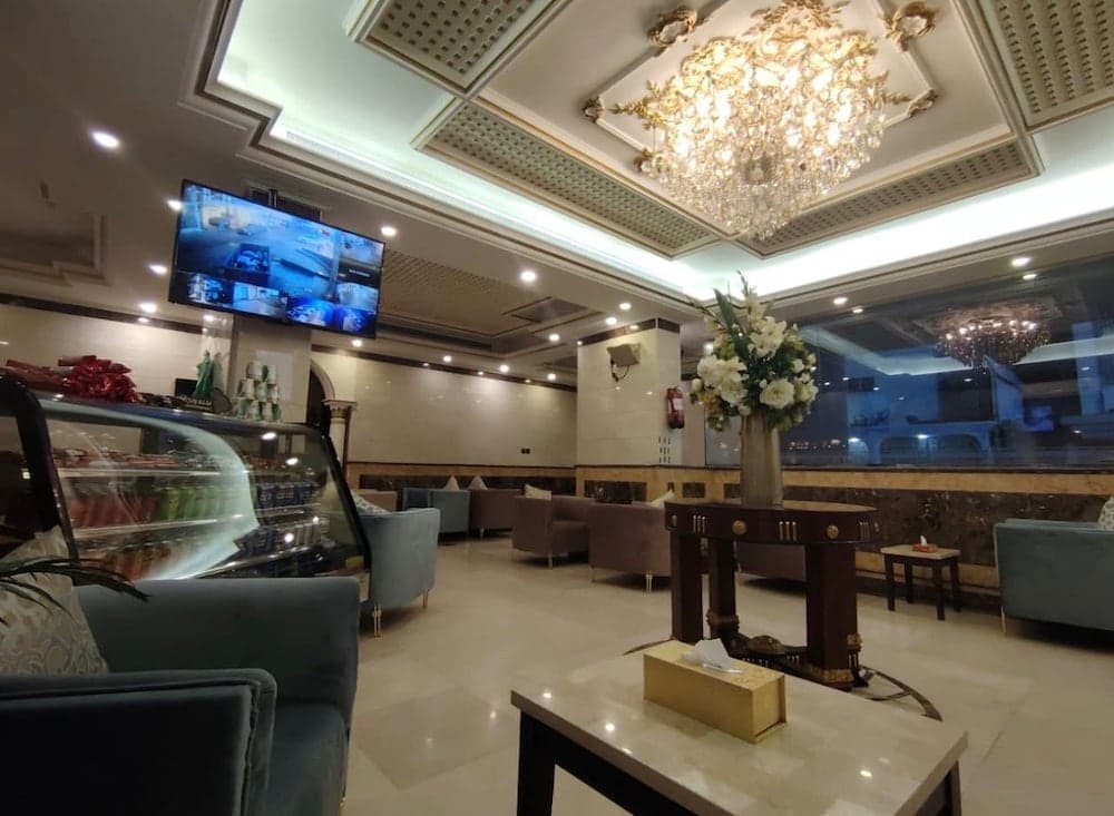 ALMOHAJER SERVICED APARTMENTS, Jeddah, photo 2