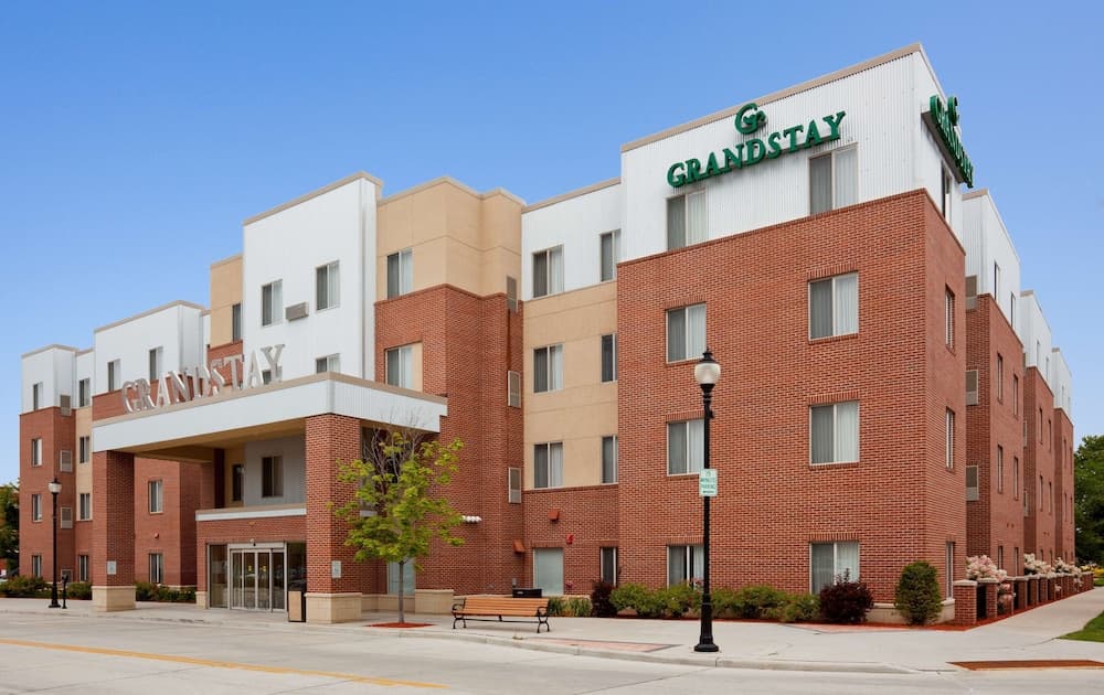 Grandstay Residential Suites Hotel - Sheboygan, Sheboygan, photo 3