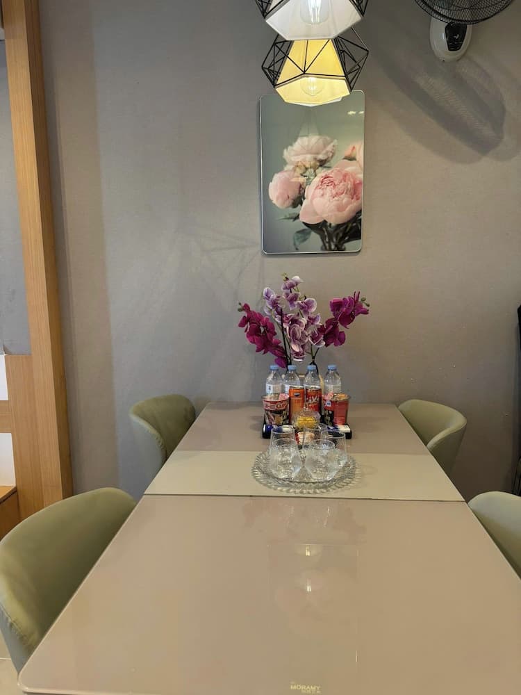 KVG Luxstay TanSonNhat Airport Skycenter, Ho Chi Minh City, photo 3