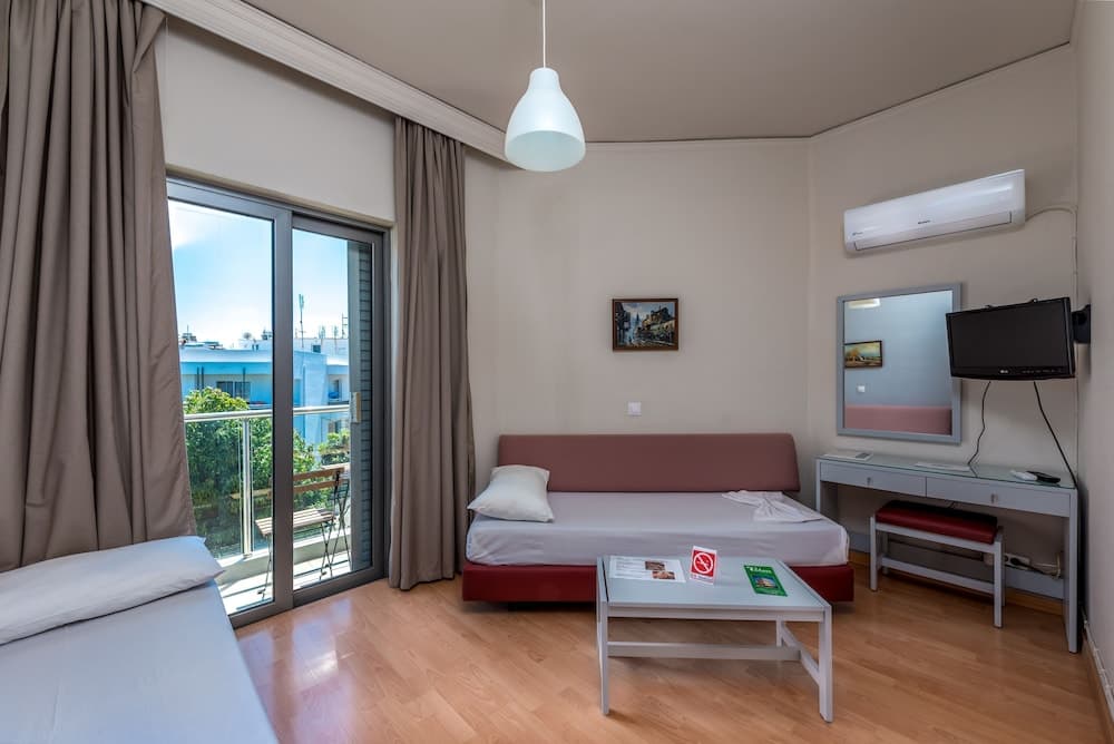 7 Palms Hotel Apartments, Rhodes, photo 3