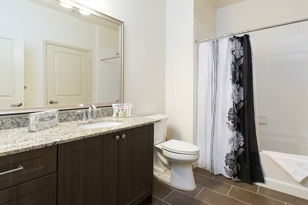 Global Luxury Suites Baypointe Station, San Jose, photo 4