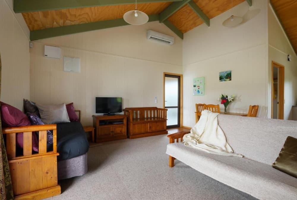 Longbourne Lodge, Mosgiel, photo 3