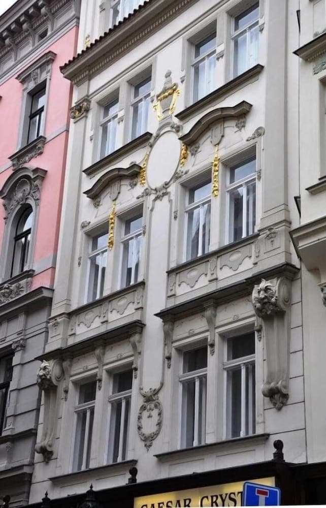 Charles Bridge Premium Apartments, Prague