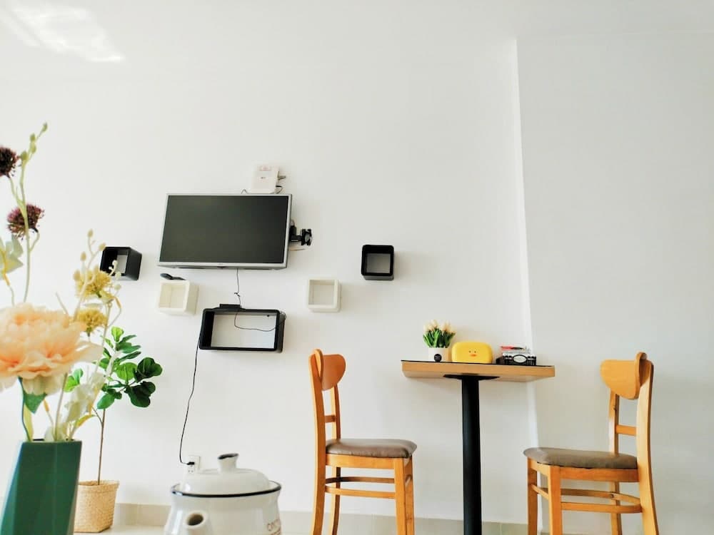 Luxury Apartment Sky Center, Ho Chi Minh City, photo 5