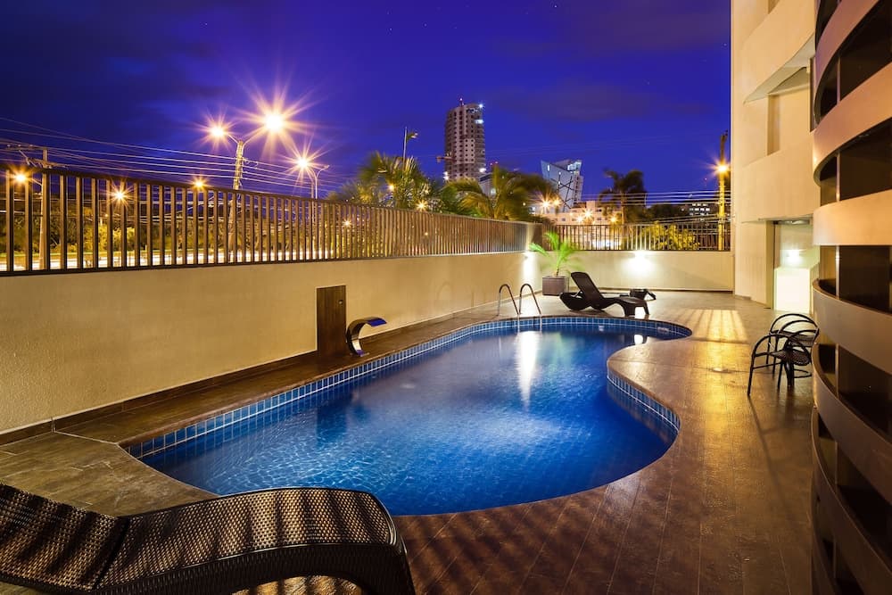 MAI Suites, Santa Cruz