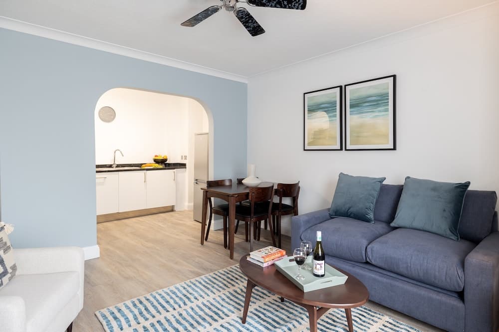 SACO Jersey Merlin House, St. Helier, photo 5