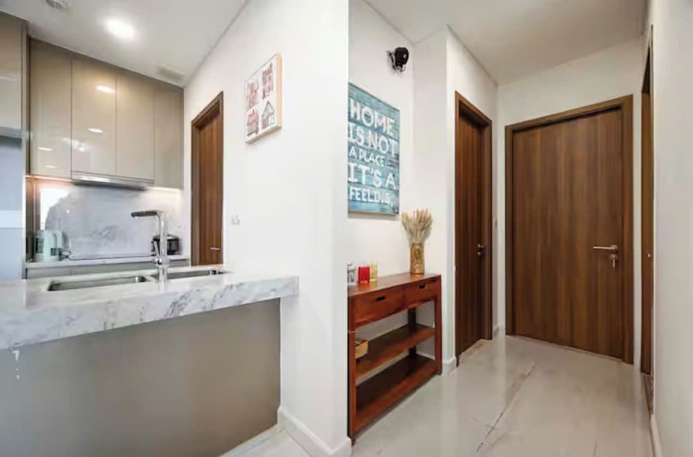 Miso Luxstay Kingdom 101 Residence, Dien Hong, photo 6