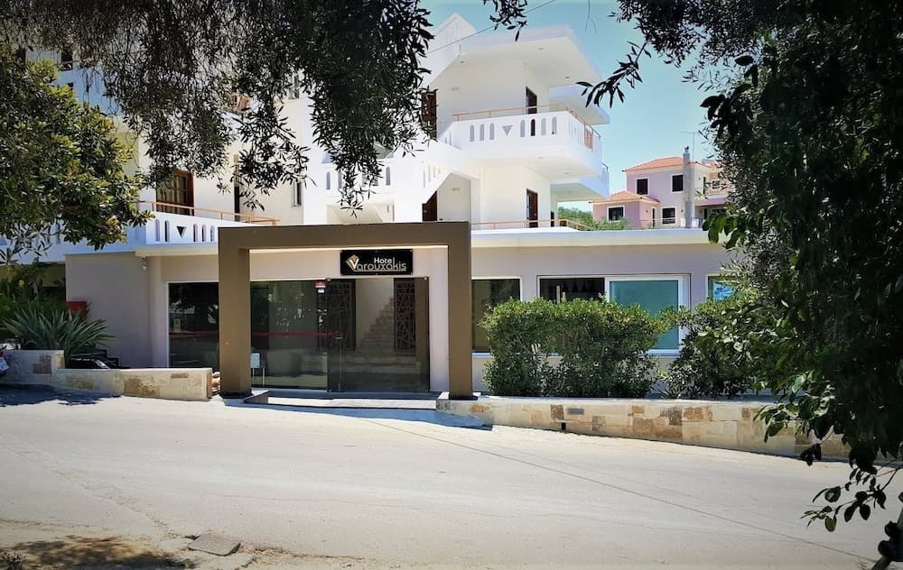 Varouxakis Hotel, Platanias