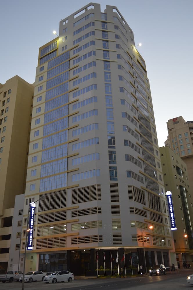 President Heights, Manama