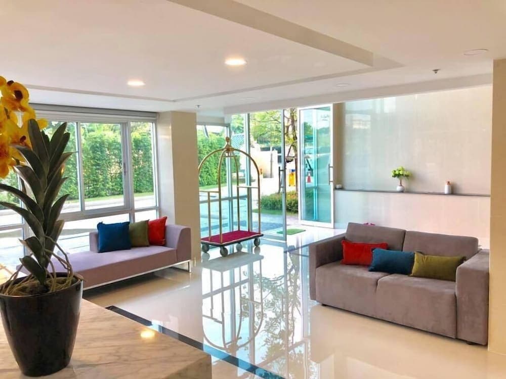 The Lux Ladprao 10, photo 2
