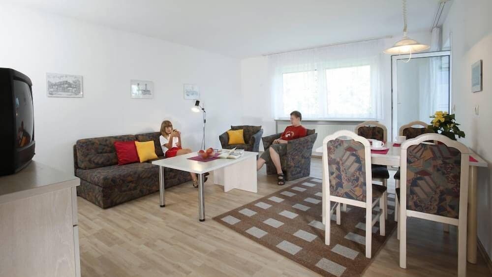 Parkblick Aparthotel und Ferienwohnungen, Bad Duerrheim, photo 3