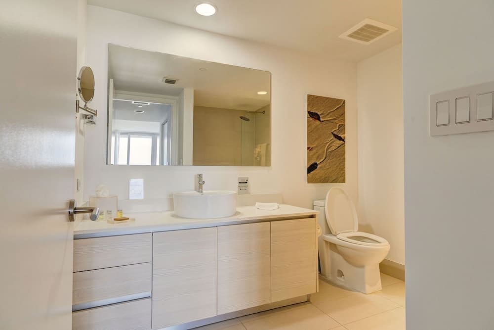 Beachwalk Private Apartments, Hallandale Beach, photo 6